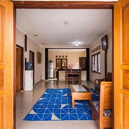 Villa Anjung Balak Tjisarua Exterior foto